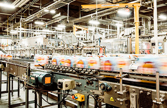 conveyor in large factory 